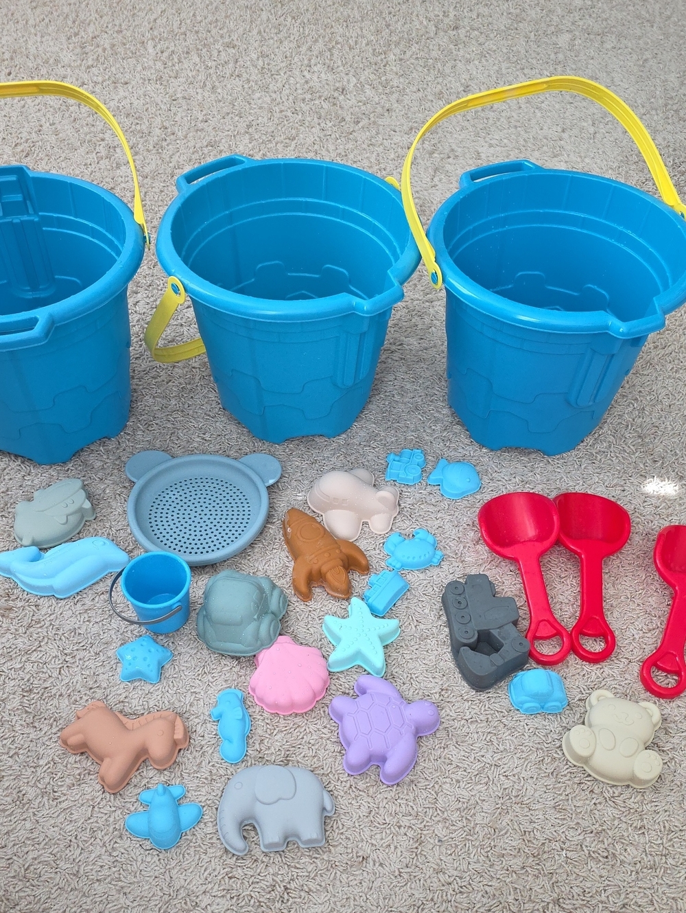 Blue Sand Toy Buckets & Beach Molds Set by